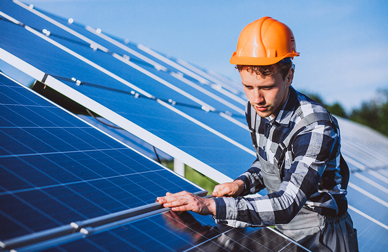 Energy Monitoring Systems: Track Your Solar Production in Real Time